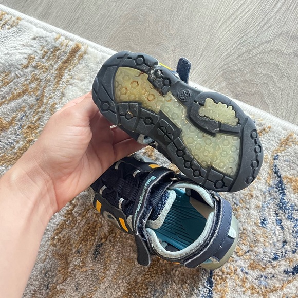 BUBBLEGUMMERS sandals for baby boy size 6.5 color Blue and orange - Picture 4 of 8